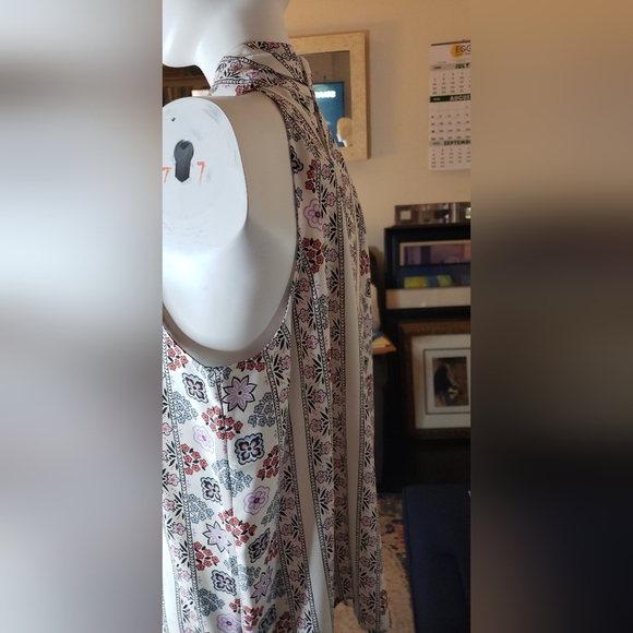 Ann TAYLOR HALTER TOP NWT SIZE L VERY COLORFUL - Picture 6 of 9